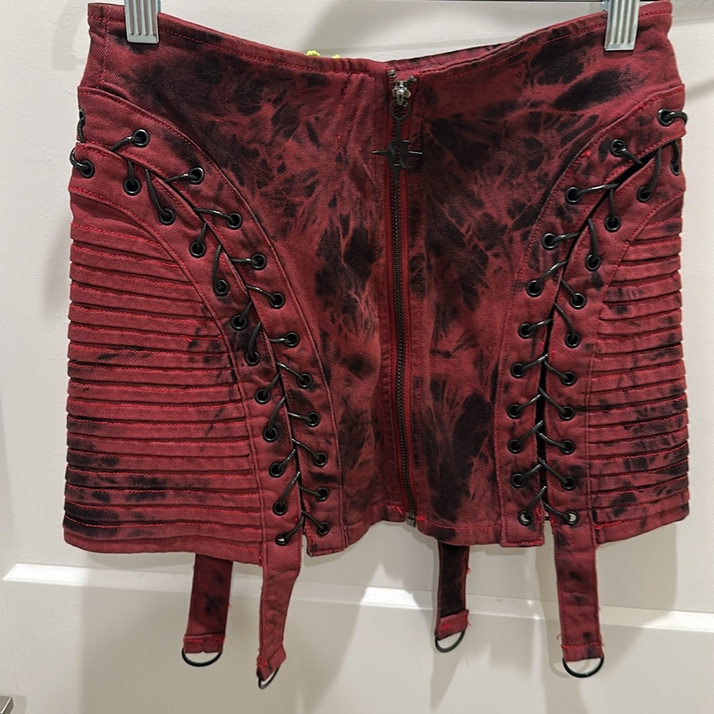 Darker Wavs MODULATION RED ACID WASH MINI SKIRT - Picture 2 of 3